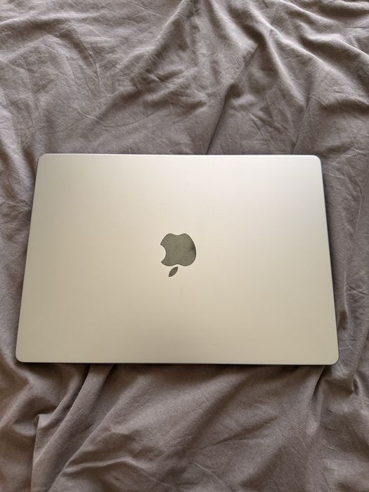 Macbook Pro M3 512GB