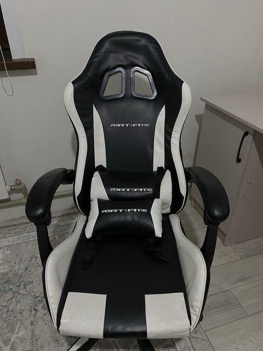 Игравой кресло для геймеров