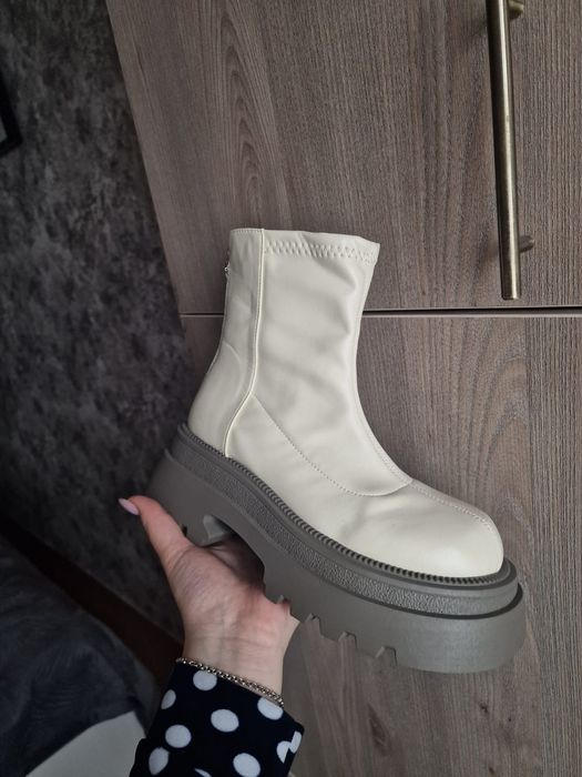 Сапожки новенькие