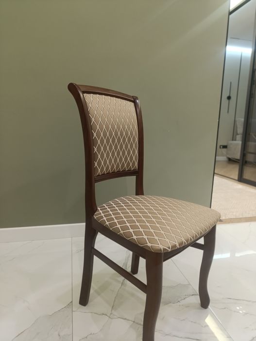 Набор из 6 стульев