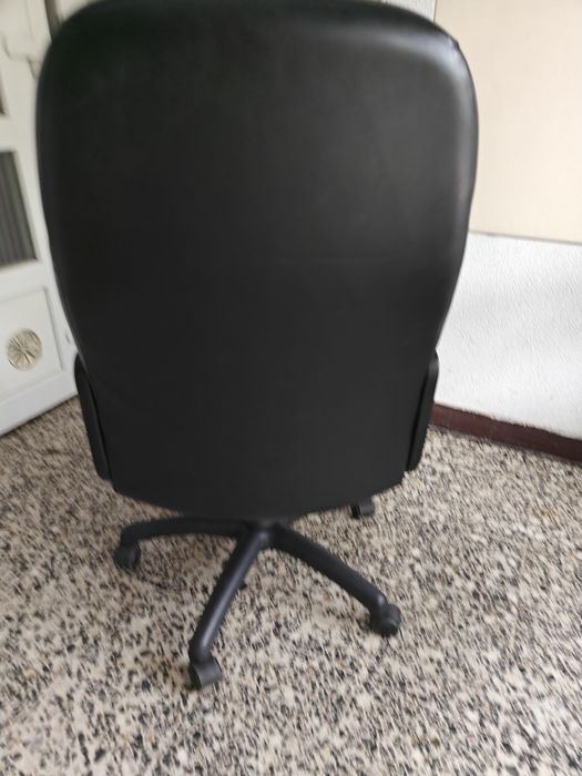 Scaun rotativ pentru birou