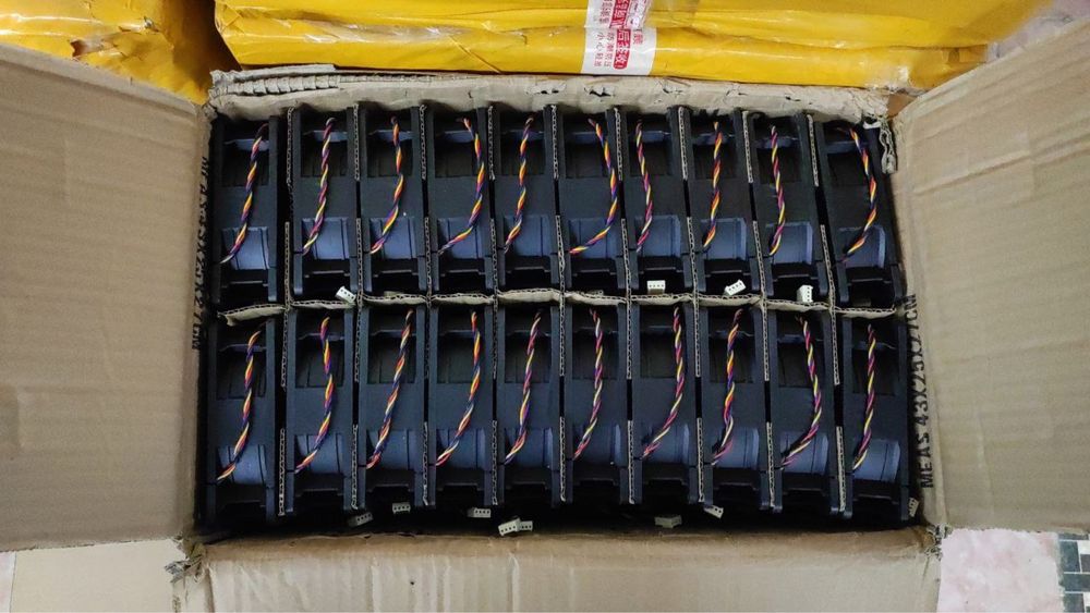 Delta Electronics EFR1212GHE sanoat ventilyatori 5 amper
