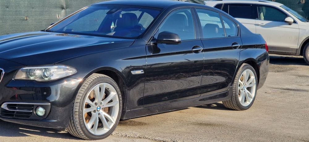 BMW Seria 5 BMW 535 x Drive luxury line