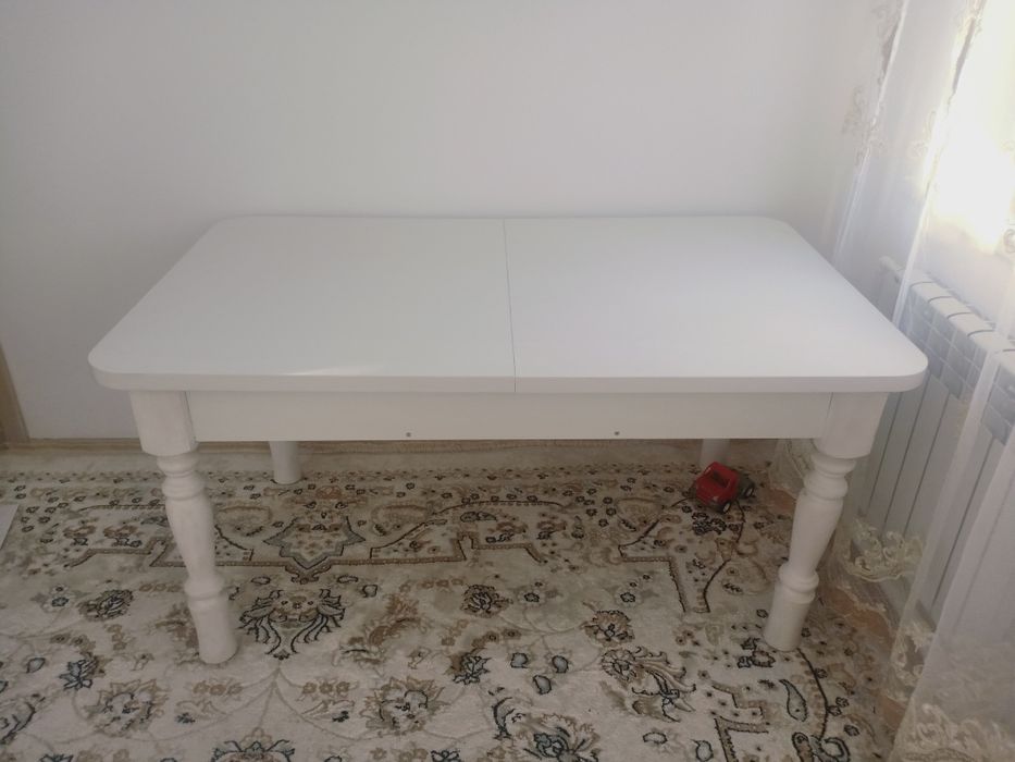 Стол продам новый!