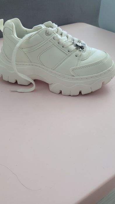 Маратонки Zara  бели