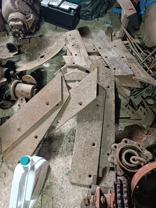 Лемеха на плуги .