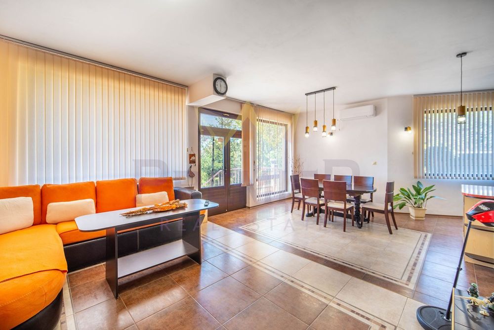 Продава се Къща в Варна, м-т Св. Никола - 209 кв.м за 2154 €/кв.м - Снимка #7