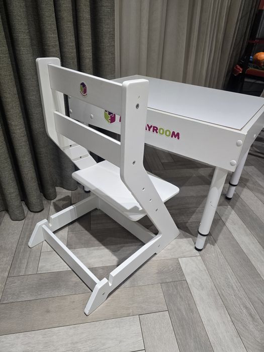 Детский стол и стул