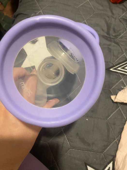 Pompa manuala lansinoh folosita de 2 ori si stelizata