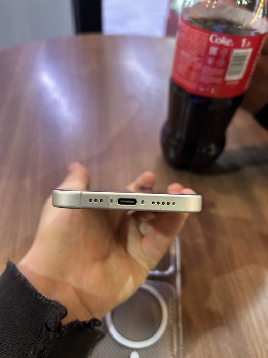продам Iphone 17 256гб