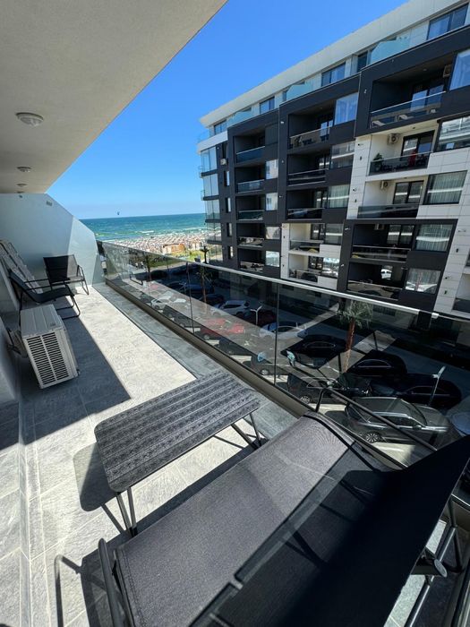 Rental Mamaia Nord Promenada Ap. 2 camere,60mp, prima linie vedere la mare