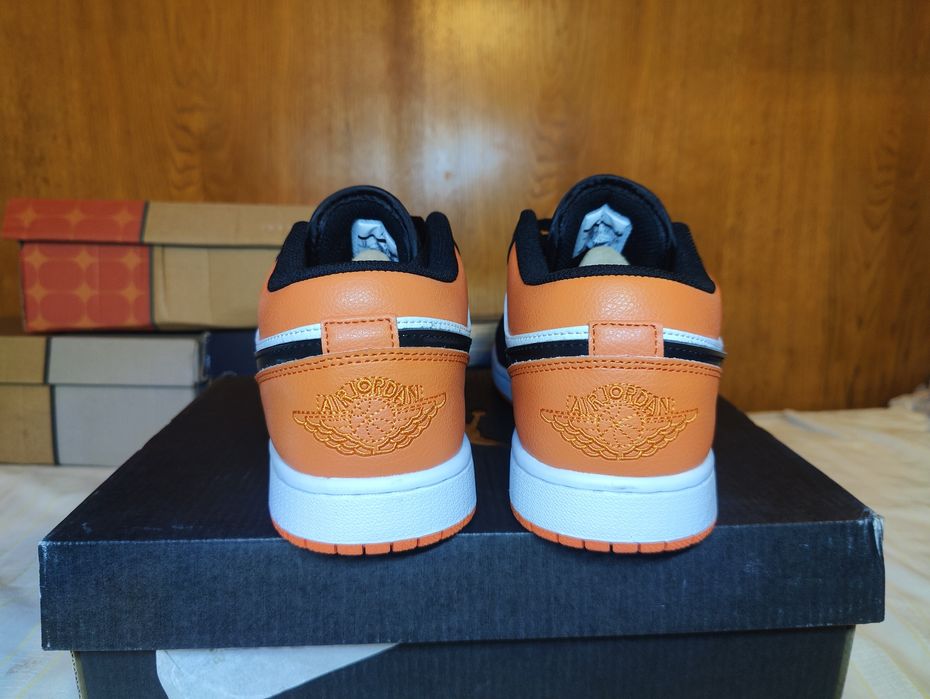 Air Jordan 1 Low Shattered Backboard  44