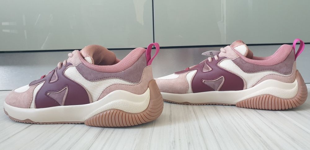 Hogan Sneakers Made In Italy  38 /24.5см НОВО! ОРИГИНАЛ! Дамски Кецове