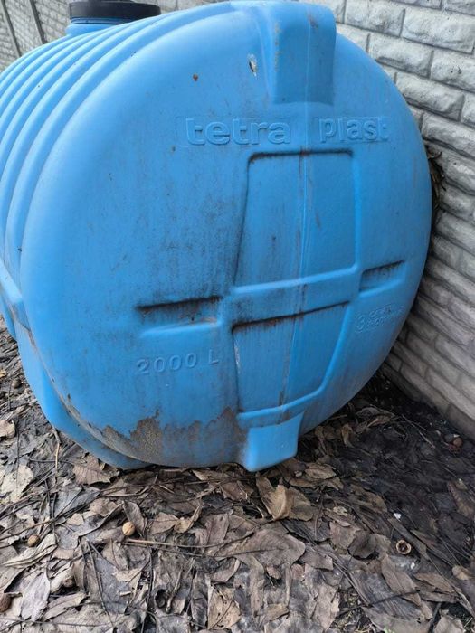 Пластиковая емкость 2 м3