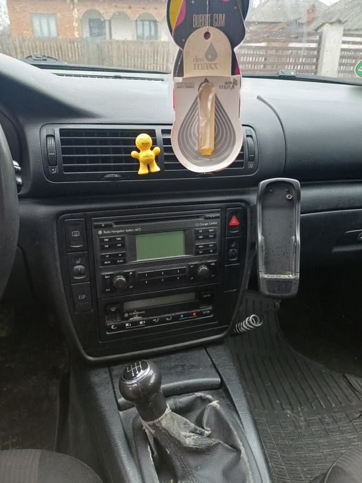 Vând sau schimb Passat B5.5 cu ceva mai mic