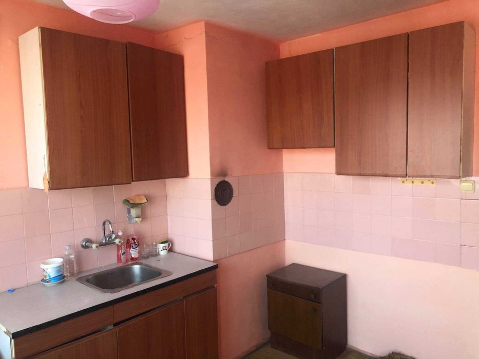 Дава се под наем Двустаен апартамент в Бургас, Славейков - 50 кв.м за 150 € - Снимка #3