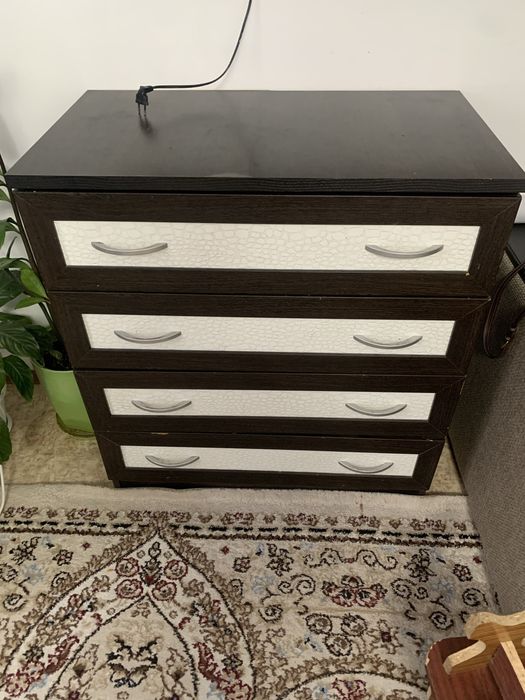 Продам шкаф