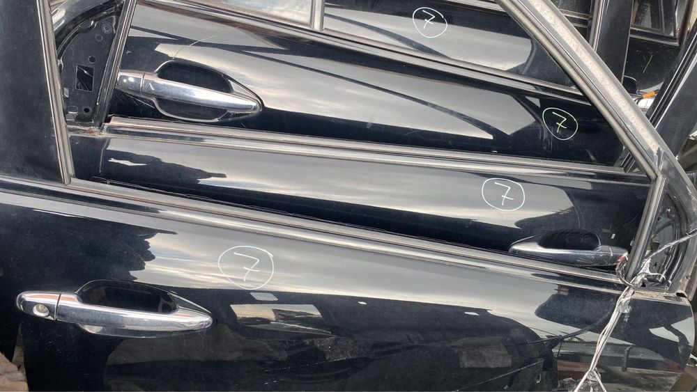 Молдинг дверей Lexus RX 330. 350