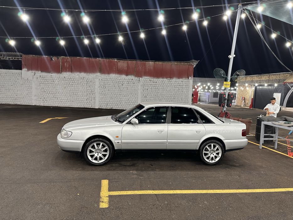 Продаю свою Audi a6 c4 2.6
