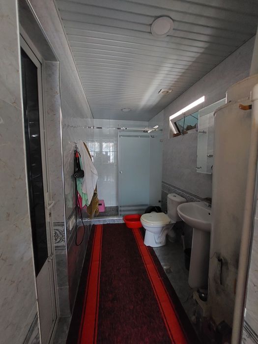 Продаётся дом !!! Яшнбадский район ул Яангиобод. 4 соток 9 комнатная.