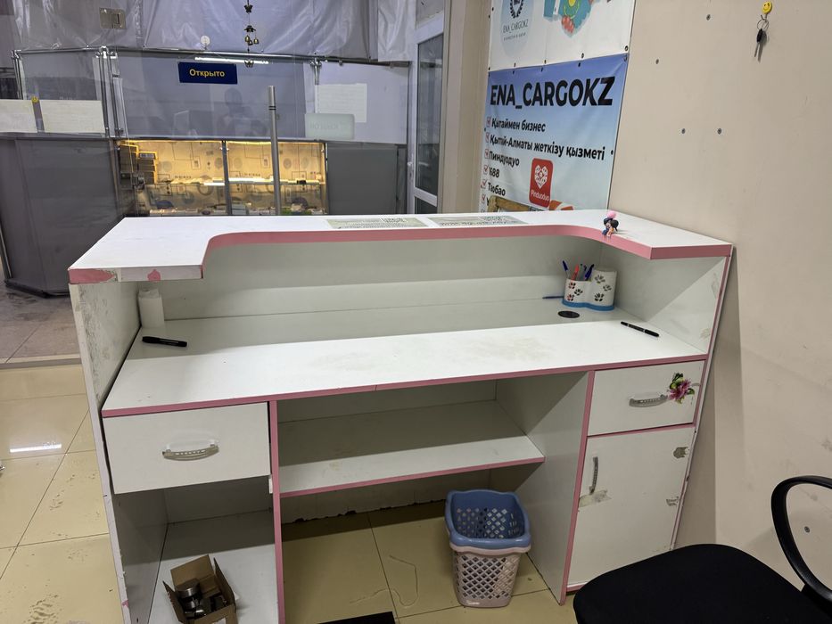 Рабочий стол 1.50см