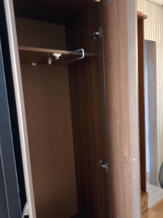 Продам Шкав в прихожую