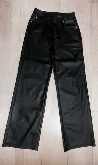 Модерни Дамски  Панталони с  Висока Талия и Кожен Ефект