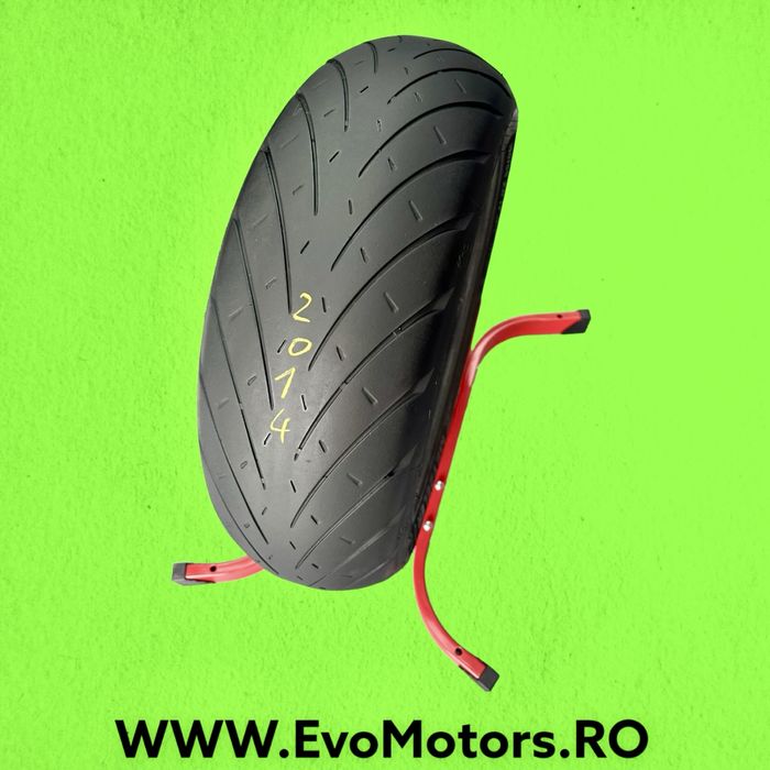 Anvelopa Moto 190 55 17 Metzeler Roadtec01 Cauciuc Spate C2014