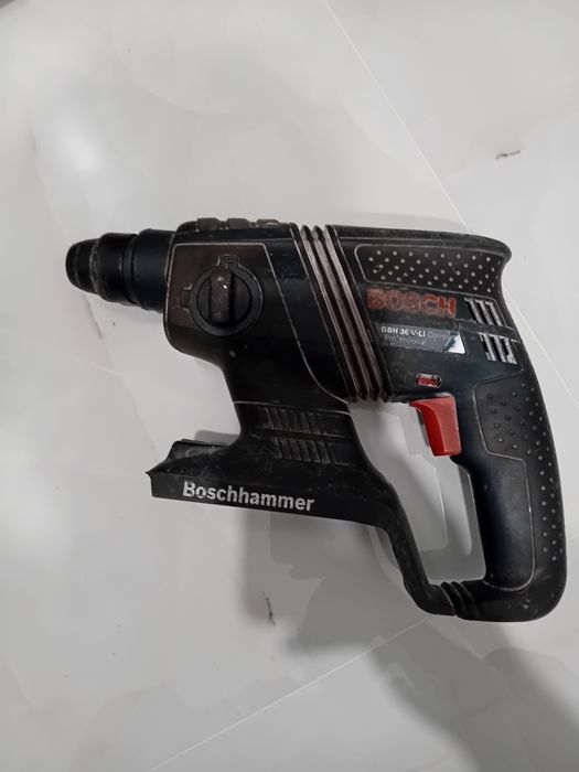 Акумулаторен перфоратор Bosch 36v