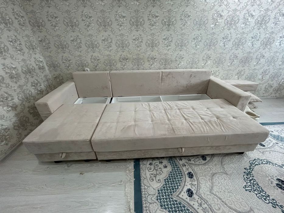 Продам диван срочно