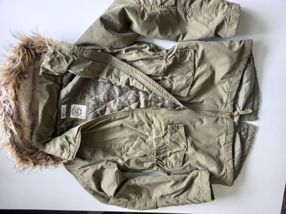 Зелено яке тип парка H&M 146см