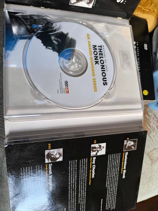 Музикален бокс с 5 dvd jazz внос Холандия нов