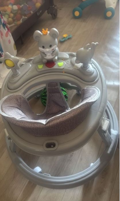 Продам ходунки детские