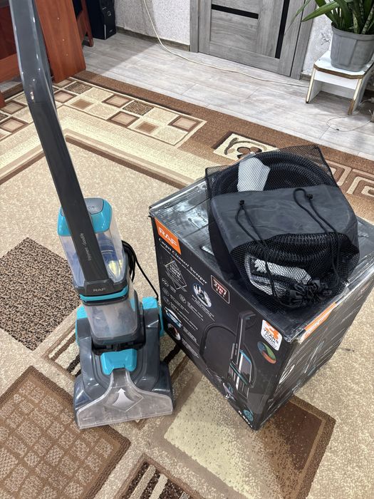 Пылесос моющий продам