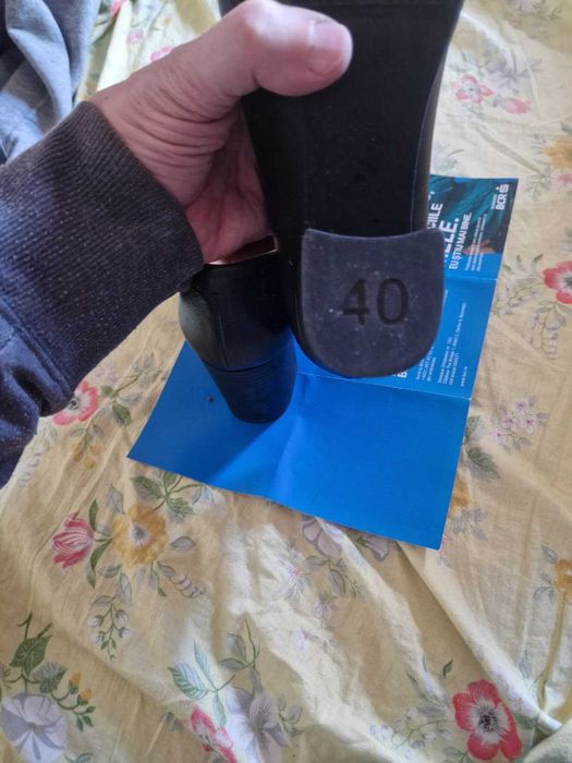 Pantofi negri de dama