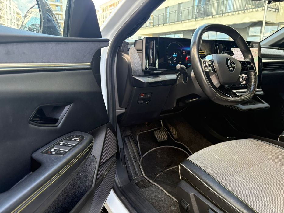 Renault Megane E-Tech 2024 | Baterie 60kWh | Preluare Leasing sau Cash