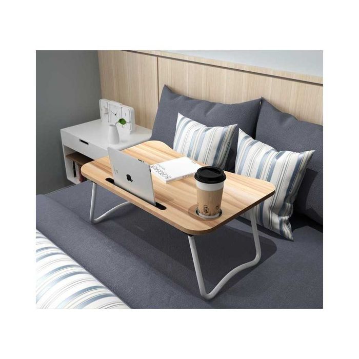 Масичка за легло и бюро за лаптоп телефон и чаша