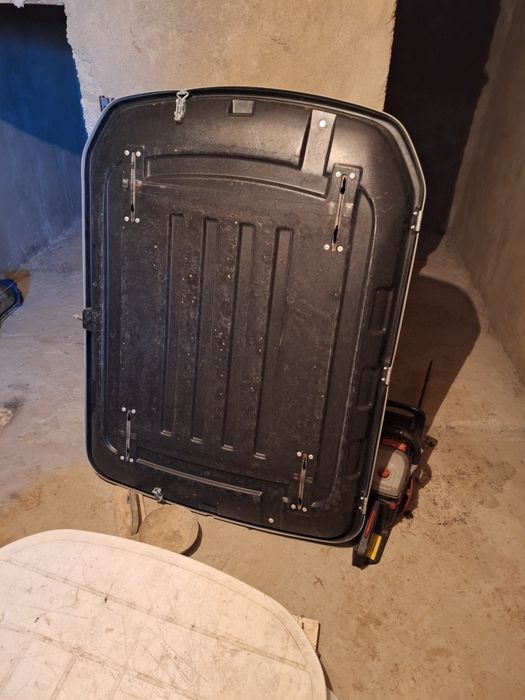 Продам верхний  багажник