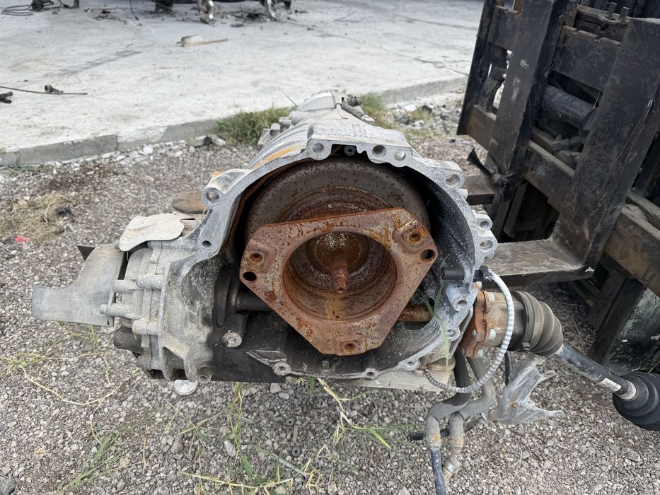 Автоматична скорстна кутия ауди А8 Д3 3.7 бензин