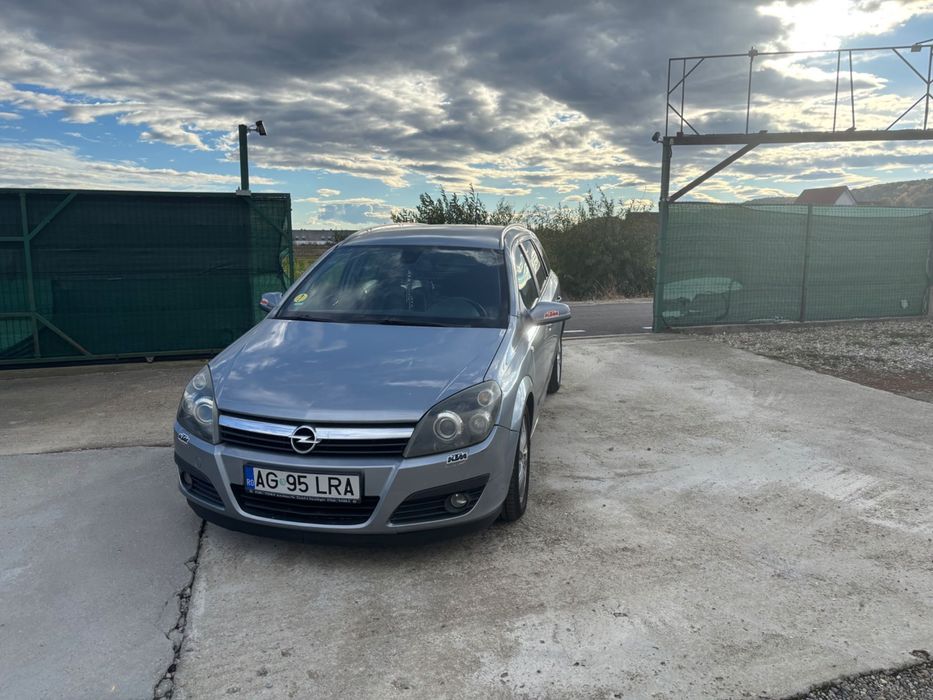 Opel Astra H 1.9 150 CP