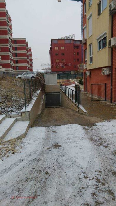 Дава се под наем Магазин в София, Младост 1 - 234 кв.м за 1783.98 € - Снимка #14