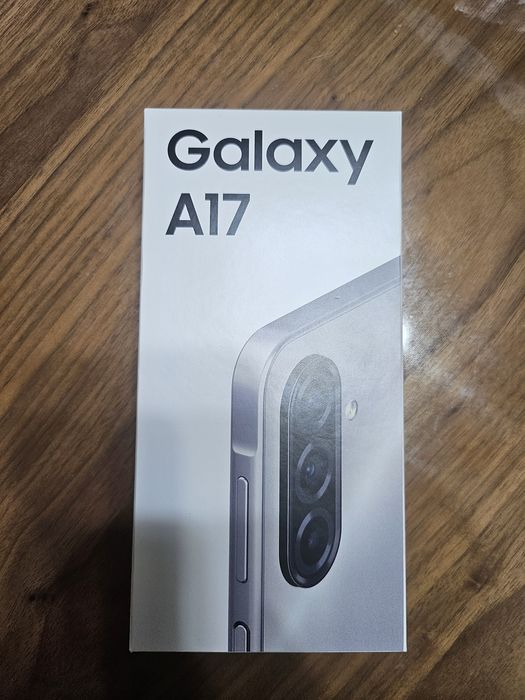 Смартфон Galaxy A17