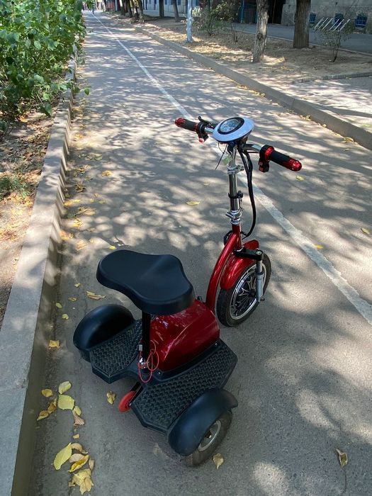 Электросамокат 3х колесный