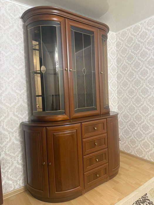 Современная стенка (сервант) для гостиной