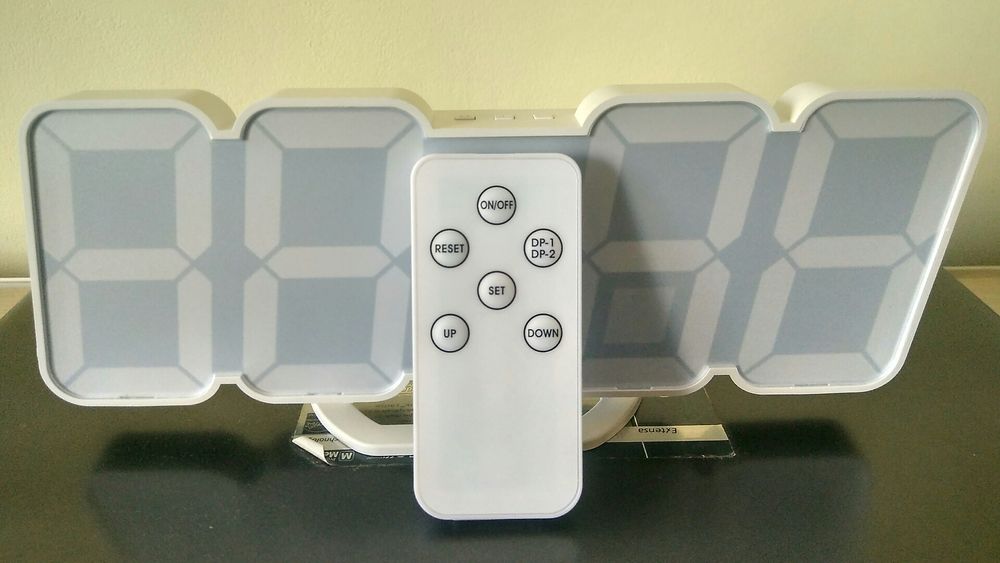 Cadou Ceas de birou led multicolor rgb