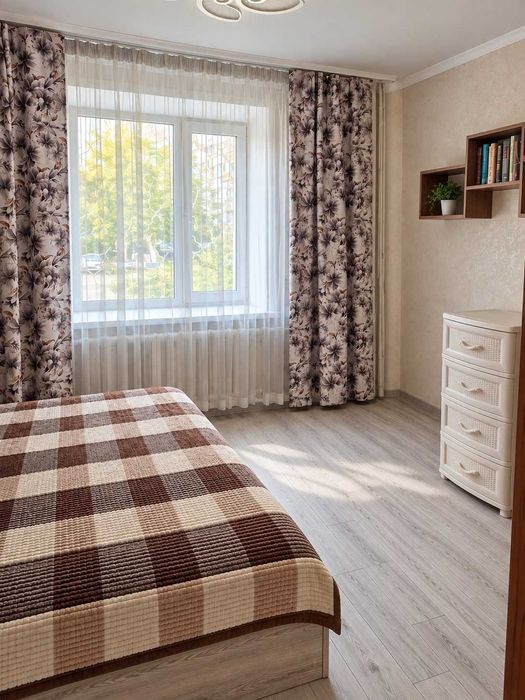 Продам 2-комн квартиру р-н 8 школы