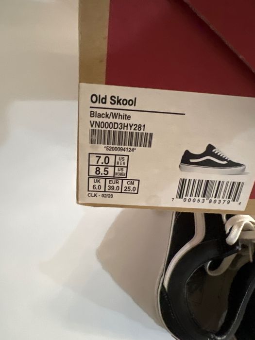 Продам кеды vans