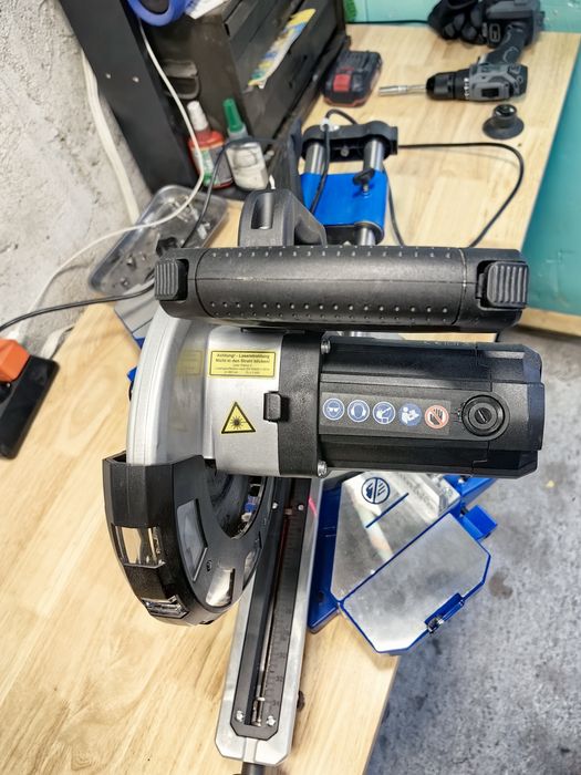 Scheppach HM2000 SE Pull, потапящ циркуляр  2000 Watt