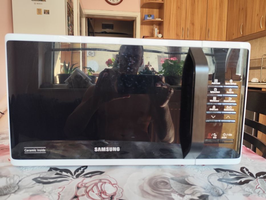 Микровълнова Samsung MS23K3513AW