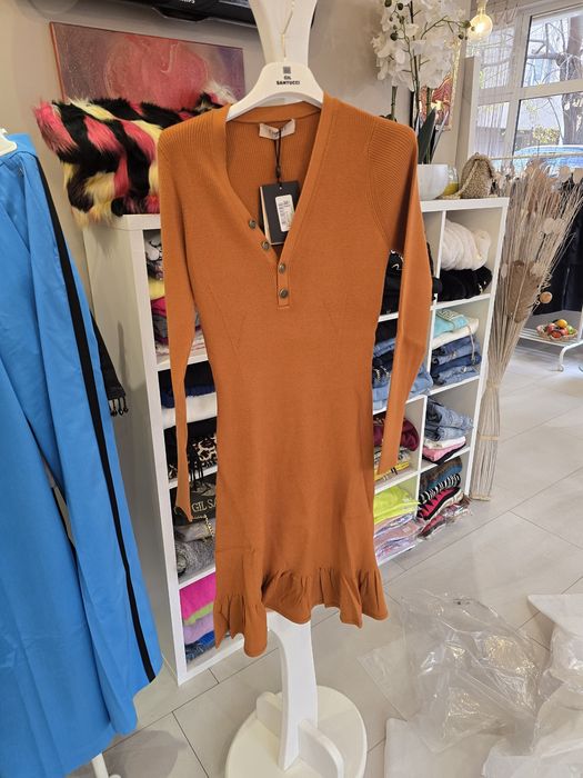 Рокля плетиво Twinset ,размер XS/S и L/XL,нова с етикет!Рокля плетиво